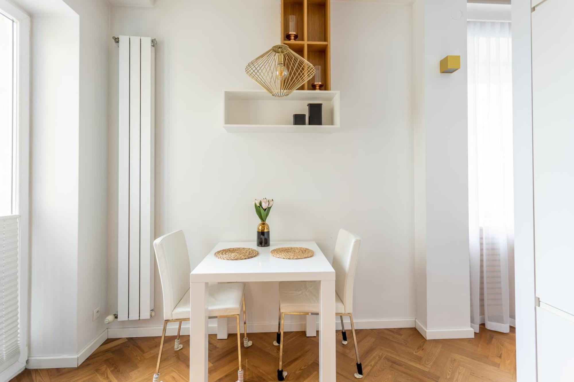 Close-golden - City Center - Zurawia Apartment *